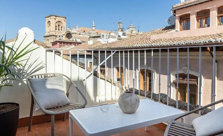 apartamentos de Day Apartment para alquiler para empresas en Granada Centro-Sagrario