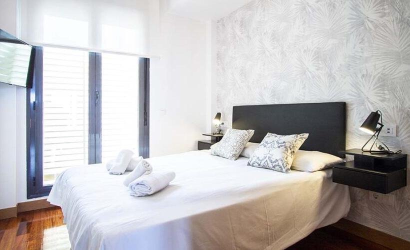 apartamentos de day apartment para alquiler para empresas en Madrid Plaza Castilla