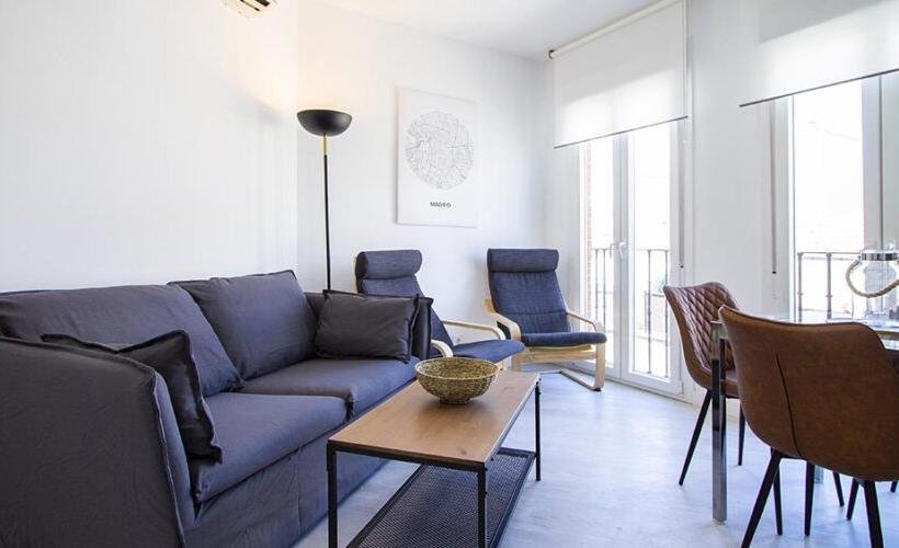 apartamentos de day apartment para alquiler para empresas en Madrid Cuatro Caminos