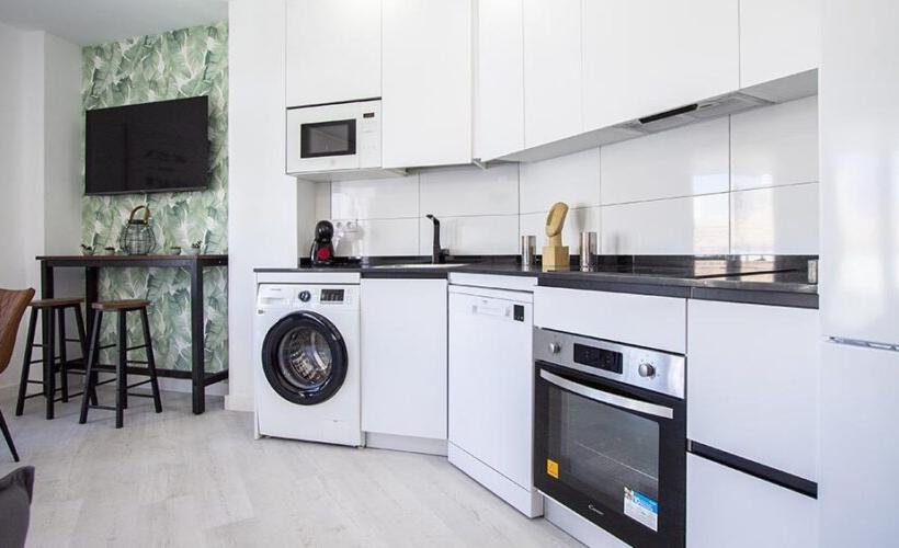 apartamentos de day apartment para alquiler para empresas en Madrid Cuatro Caminos