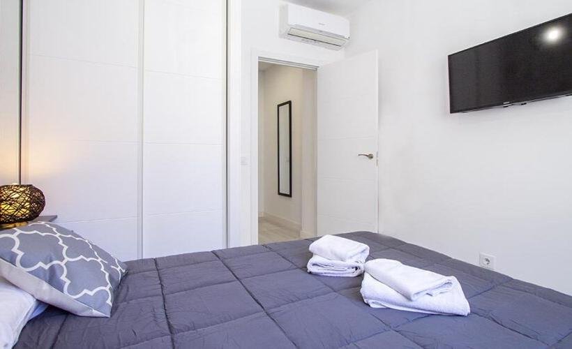 apartamentos de day apartment para alquiler para empresas en Madrid Cuatro Caminos