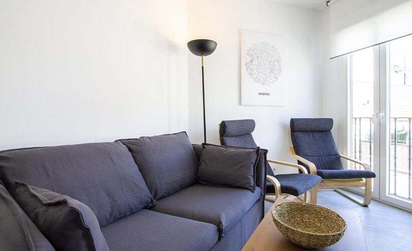 apartamentos de day apartment para alquiler para empresas en Madrid Cuatro Caminos