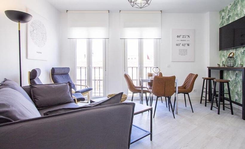 apartamentos de day apartment para alquiler para empresas en Madrid Cuatro Caminos
