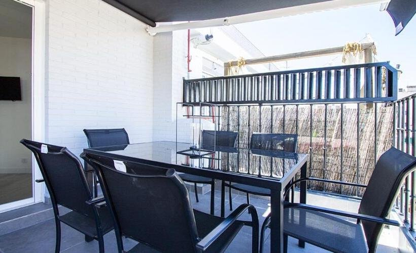 apartamentos de day apartment para alquiler para empresas en Madrid Cuatro Caminos