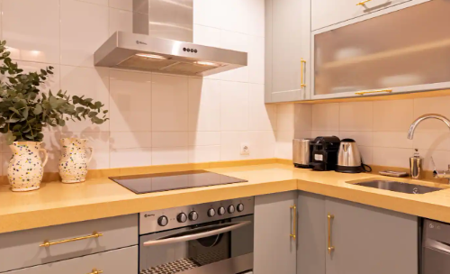 apartamentos de day apartment para alquiler para empresas en Sevilla Triana (Casco Antiguo y este). 