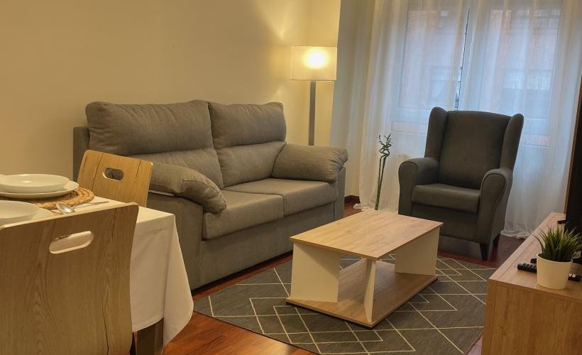 apartamentos de day apartment para alquiler para empresas en Oviedo Hospital