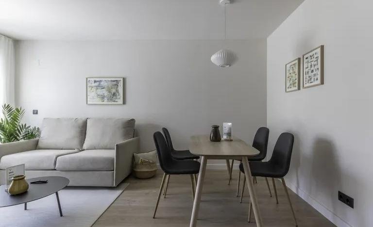 apartamentos de day apartment para alquiler para empresas en Pamplona Ermitagaña-Mendebaldea