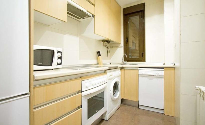 apartment from day apartment for rent for companies in Madrid Pacífico