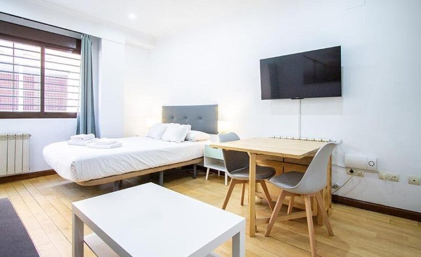 apartamentos de day apartment para alquiler para empresas en Madrid Pacífico