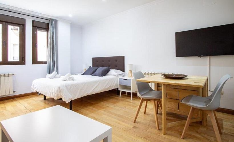 apartamentos de day apartment para alquiler para empresas en Madrid Pacífico