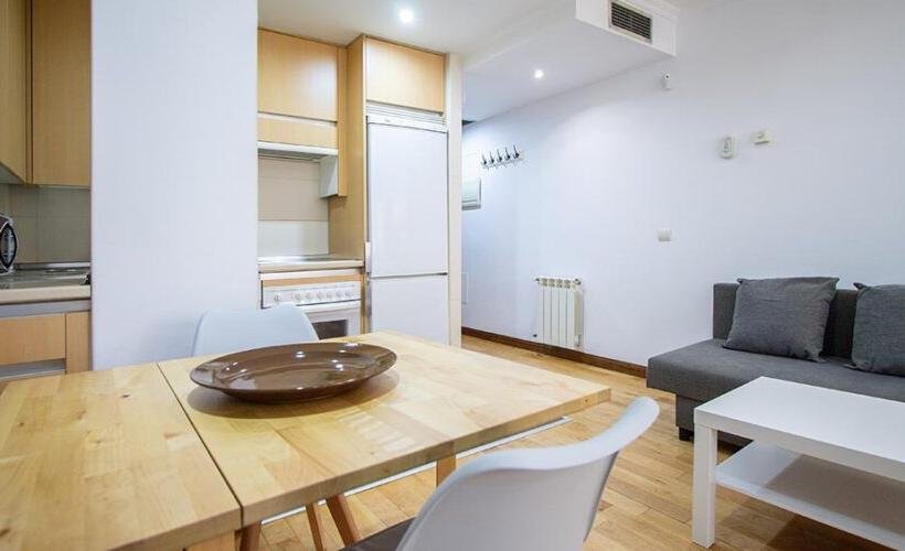 apartamentos de day apartment para alquiler para empresas en Madrid Pacífico
