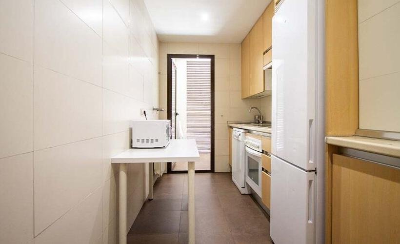 apartamentos de day apartment para alquiler para empresas en Madrid Pacífico