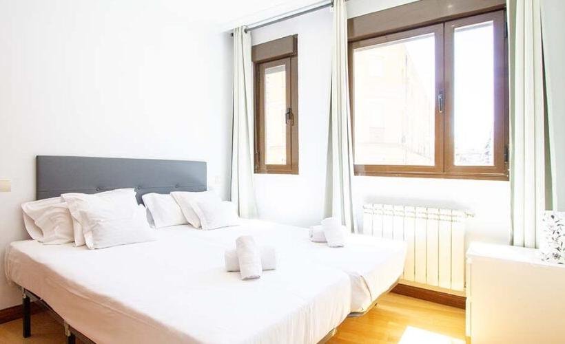 apartamentos de day apartment para alquiler para empresas en Madrid Pacífico