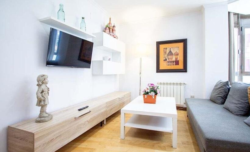 apartamentos de day apartment para alquiler para empresas en Madrid Pacífico