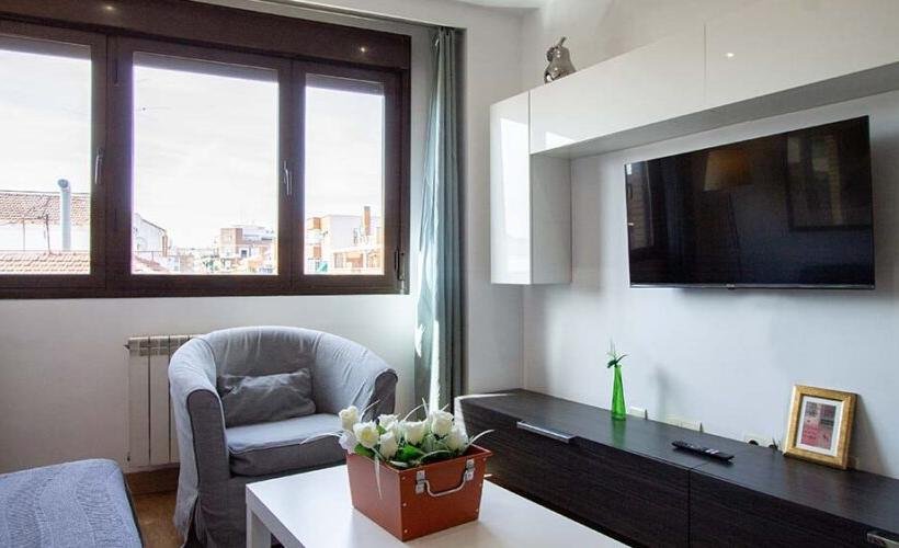 apartment from day apartment for rent for companies in Madrid Pacífico