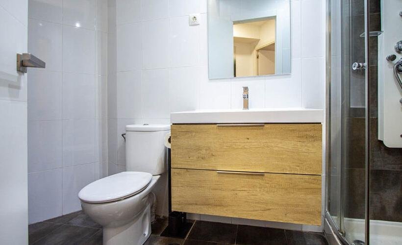 apartamentos de day apartment para alquiler para empresas en Madrid Cuatro Caminos
