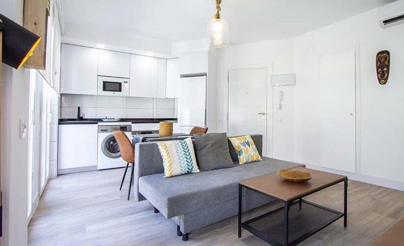 apartamentos de day apartment para alquiler para empresas en Madrid Cuatro Caminos