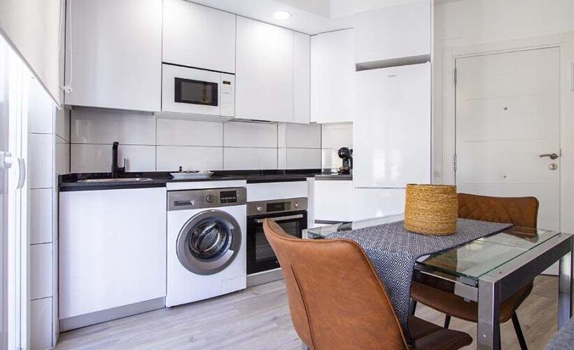 apartamentos de day apartment para alquiler para empresas en Madrid Cuatro Caminos