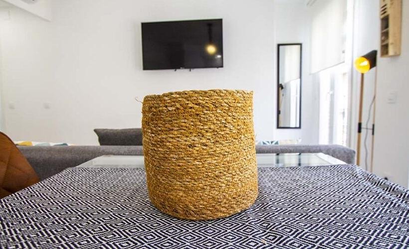 apartamentos de day apartment para alquiler para empresas en Madrid Cuatro Caminos