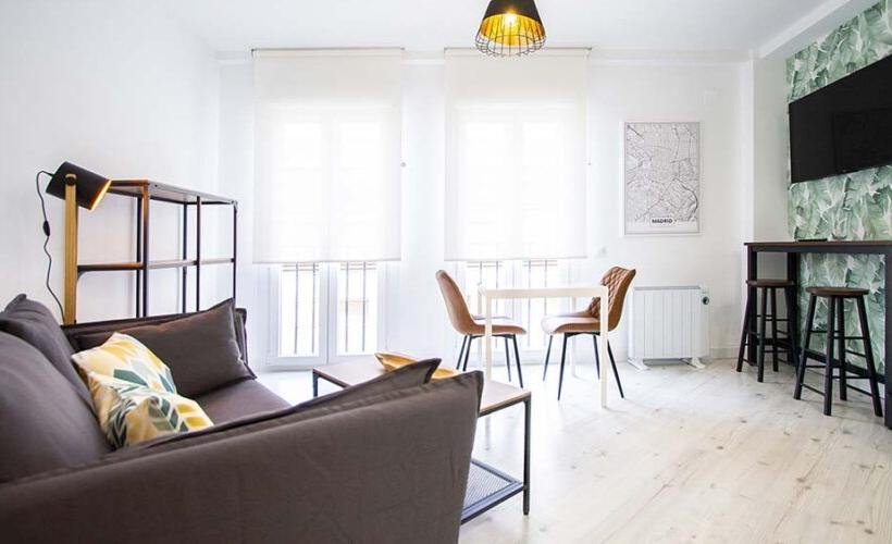 apartamentos de day apartment para alquiler para empresas en Madrid Cuatro Caminos