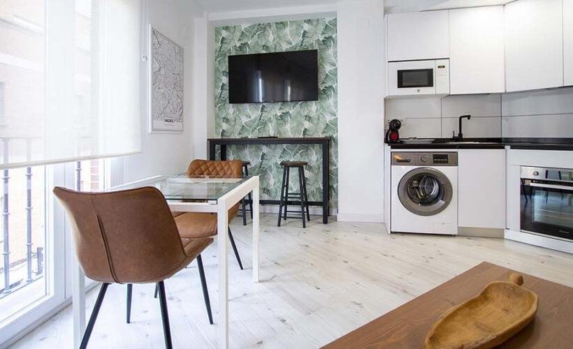 apartamentos de day apartment para alquiler para empresas en Madrid Cuatro Caminos