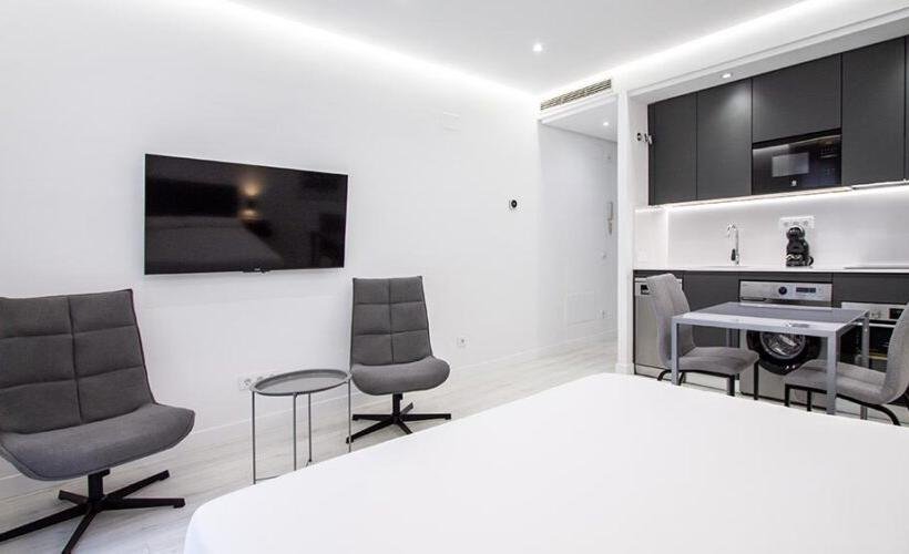 apartamentos de day apartment para alquiler para empresas en Madrid Malasaña