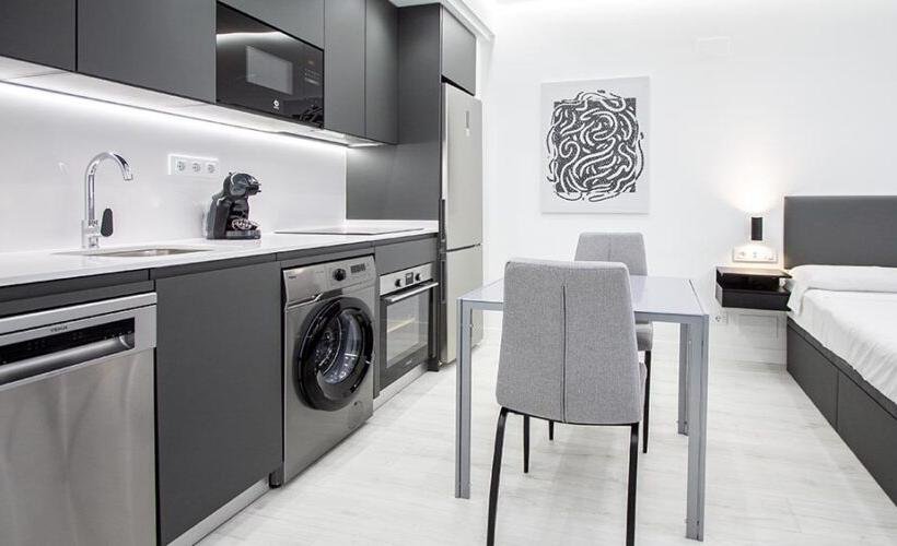 apartamentos de day apartment para alquiler para empresas en Madrid Malasaña