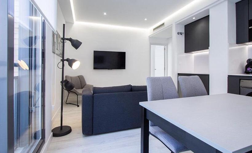 apartamentos de day apartment para alquiler para empresas en Madrid Malasaña