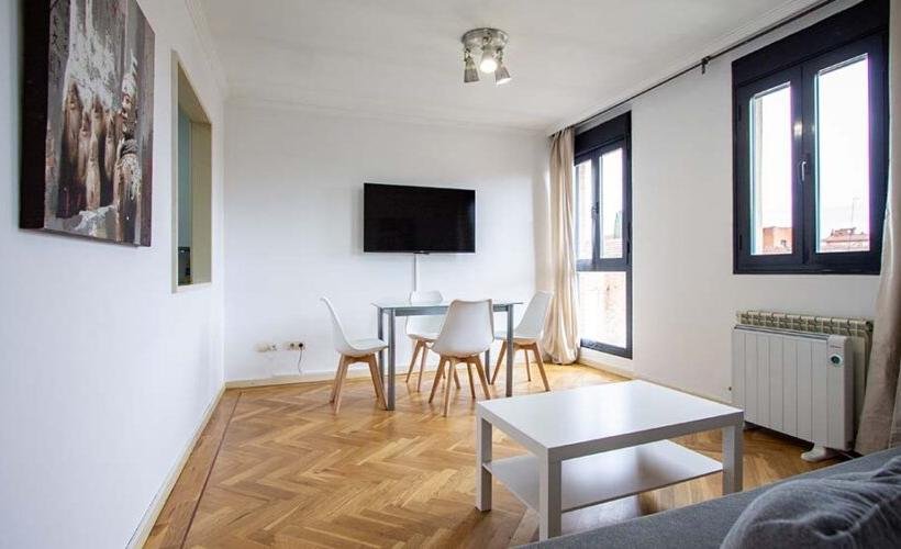 apartamentos de day apartment para alquiler para empresas en Madrid Vista Alegre