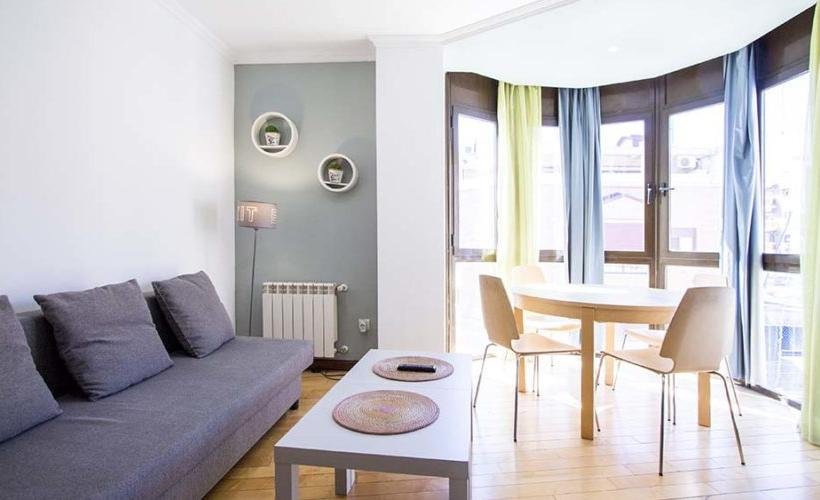 apartamentos de day apartment para alquiler para empresas en Madrid Pacífico