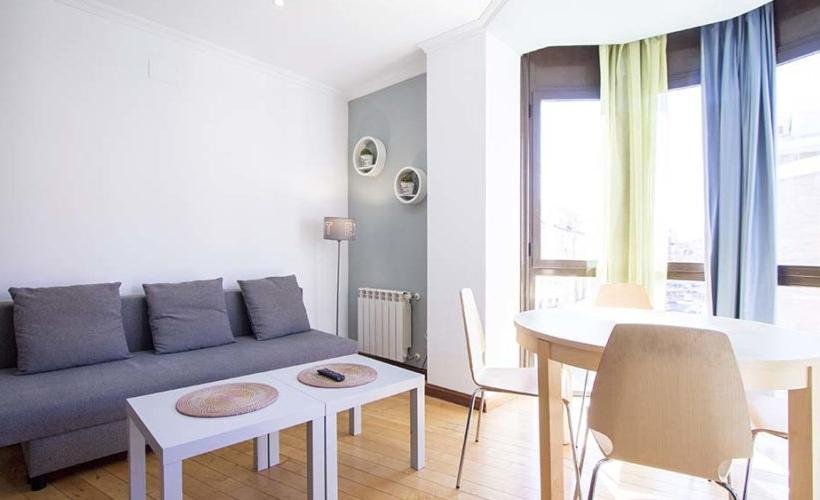apartamentos de day apartment para alquiler para empresas en Madrid Pacífico