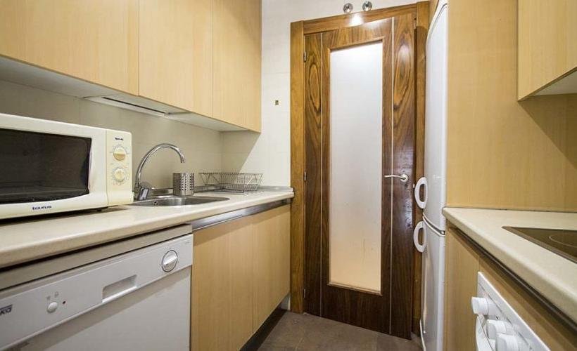 apartamentos de day apartment para alquiler para empresas en Madrid Pacífico