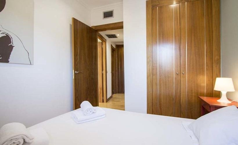 apartamentos de day apartment para alquiler para empresas en Madrid Pacífico