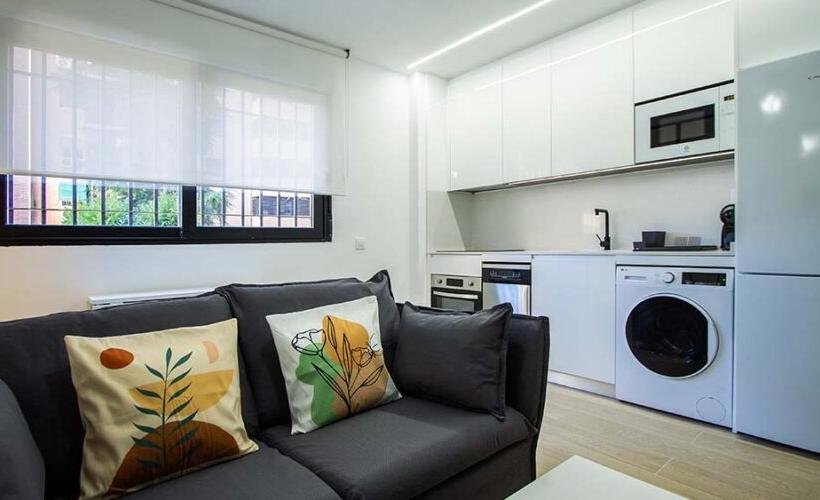 apartamentos de day apartment para alquiler para empresas en Madrid Valdezarza