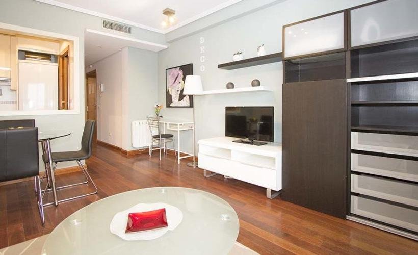 apartamentos de day apartment para alquiler para empresas en Madrid Plaza Castilla