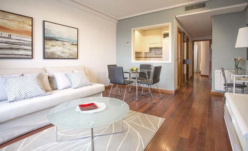 apartamentos de day apartment para alquiler para empresas en Madrid Plaza Castilla