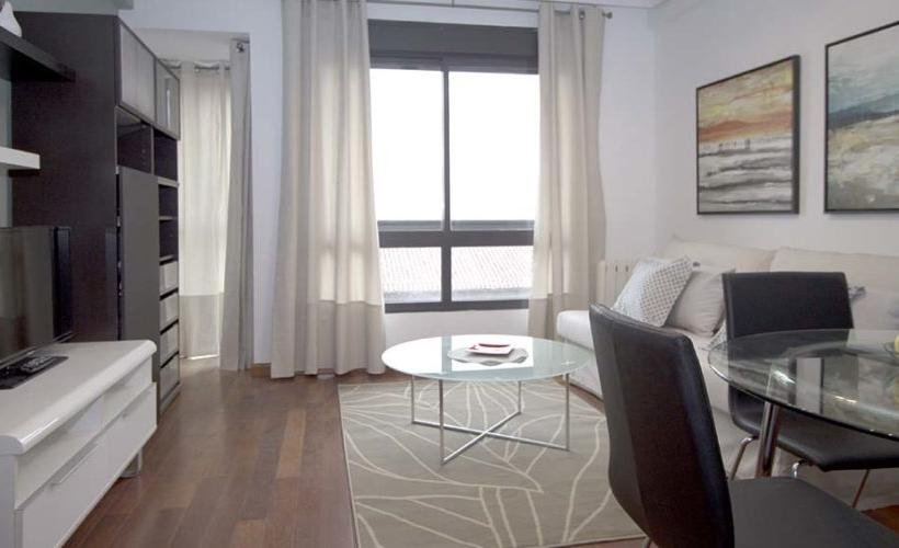 apartamentos de day apartment para alquiler para empresas en Madrid Plaza Castilla