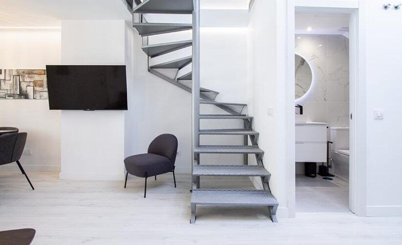 apartamentos de day apartment para alquiler para empresas en Madrid Malasaña
