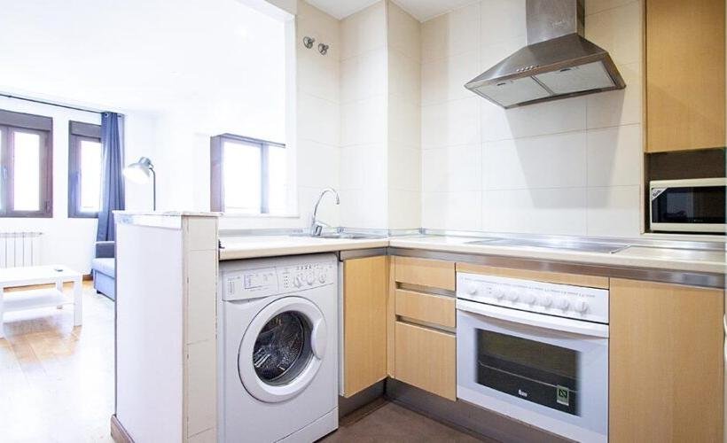 apartamentos de day apartment para alquiler para empresas en Madrid Pacífico