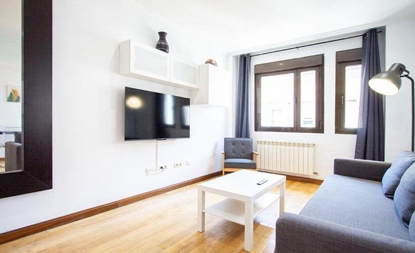 apartamentos de day apartment para alquiler para empresas en Madrid Pacífico