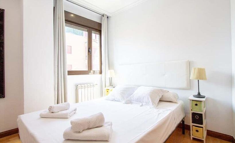 apartamentos de day apartment para alquiler para empresas en Madrid Pacífico