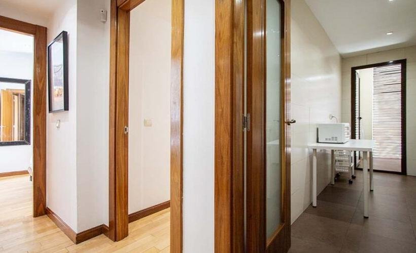 apartamentos de day apartment para alquiler para empresas en Madrid Pacífico