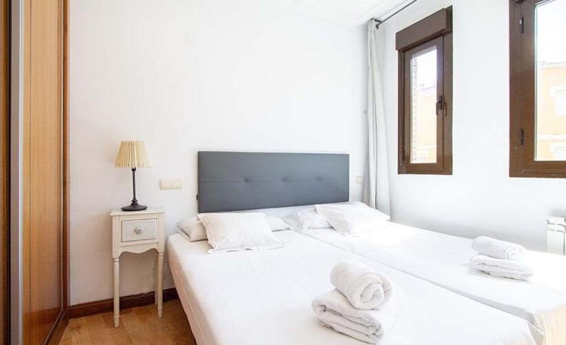 apartamentos de day apartment para alquiler para empresas en Madrid Pacífico