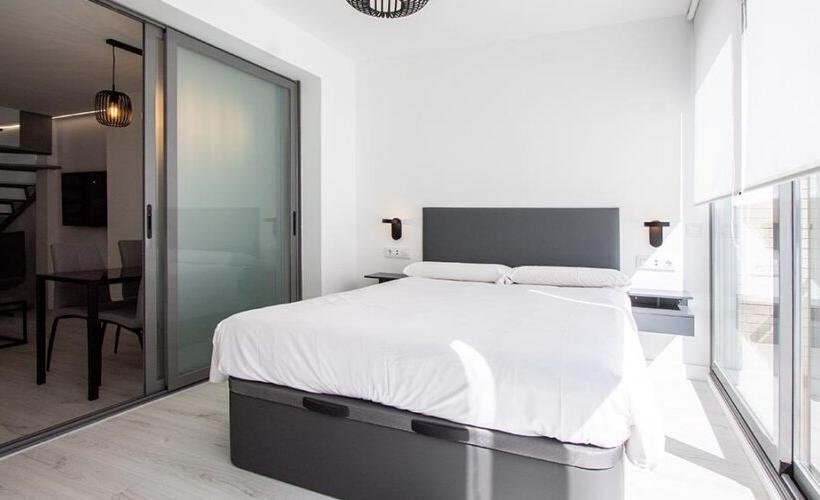 apartamentos de day apartment para alquiler para empresas en Madrid Malasaña